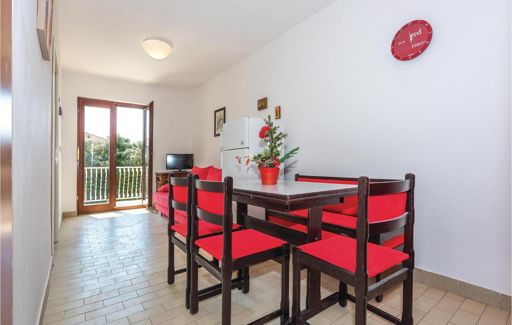 2 Bedroom Amazing Apartment In Rogoznica Rogoznica  Eksteriør bilde